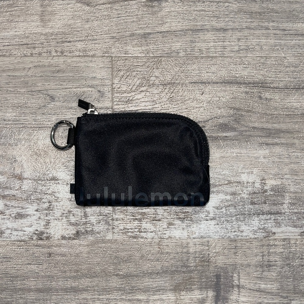 Clippable Card Pouch